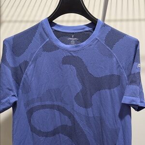 Fabletics Blue Camouflage Men's Jersey